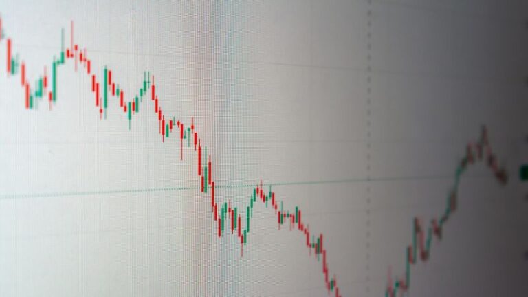 Les stratégies d&rsquo;investissement en bourse : le guide complet pour les débutants